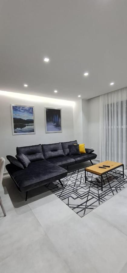 Апартаменты Luxurious Apartament Саранда Экстерьер фото